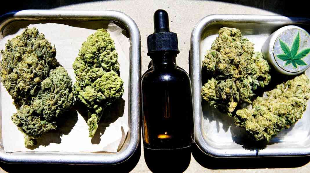 How to Decarb Weed
